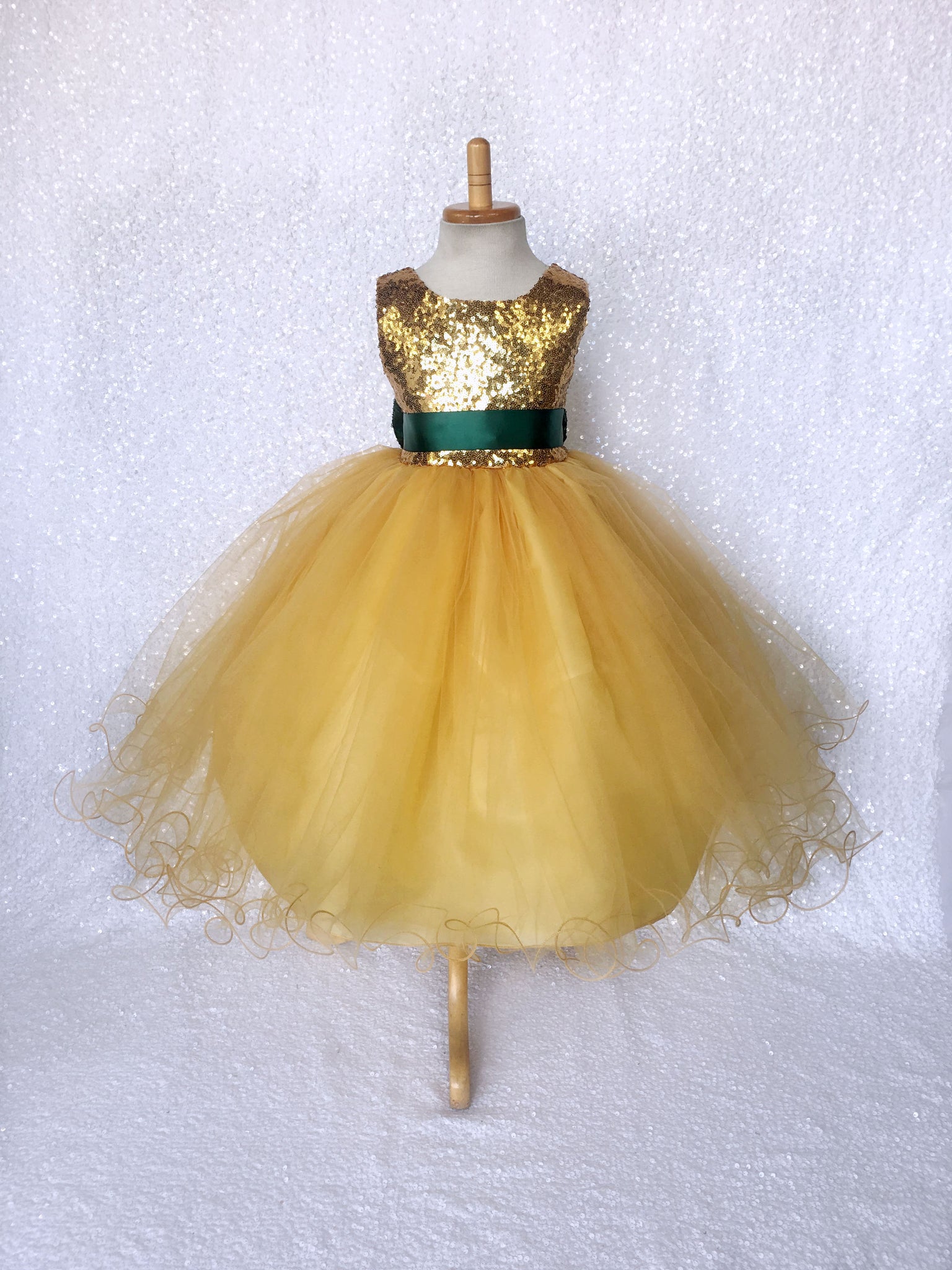 Yellow Mini Sequence Gown Tulle Sleeveless Hunter Green Bow