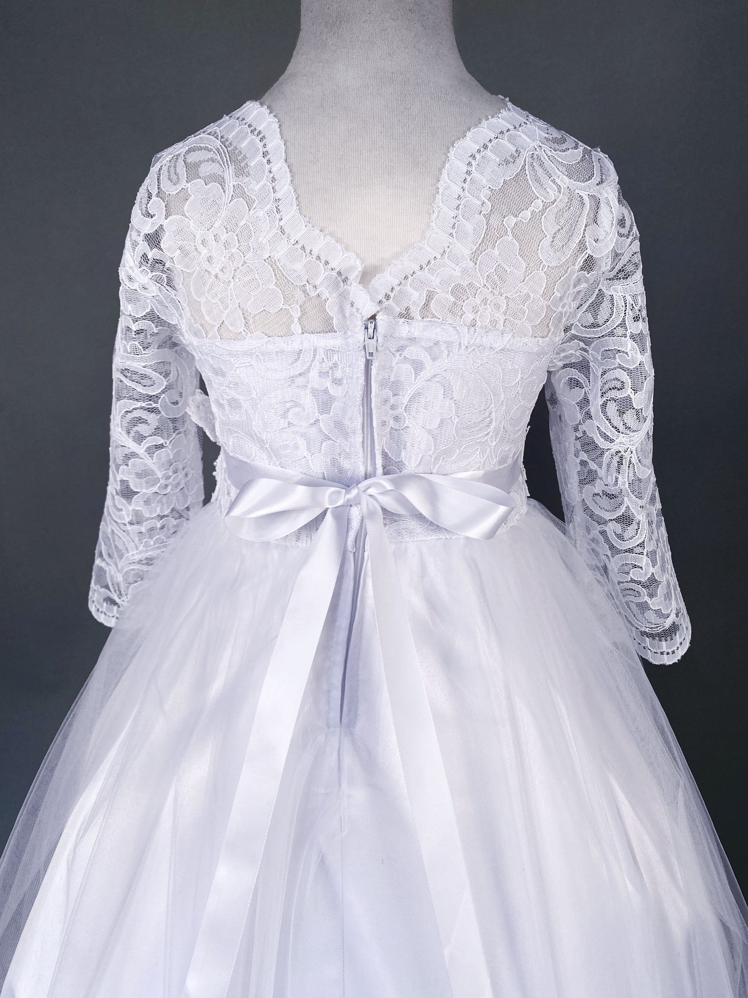 Long Sleeve Lace 2 Layer Tulle White Dress