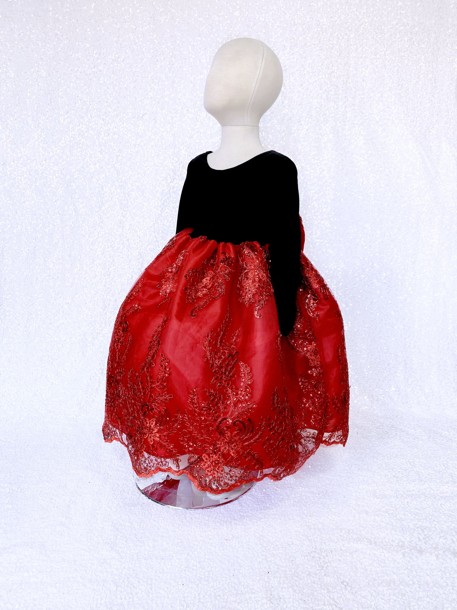 Black Velvet Long Sleeve Red Embroidery Bow Dress