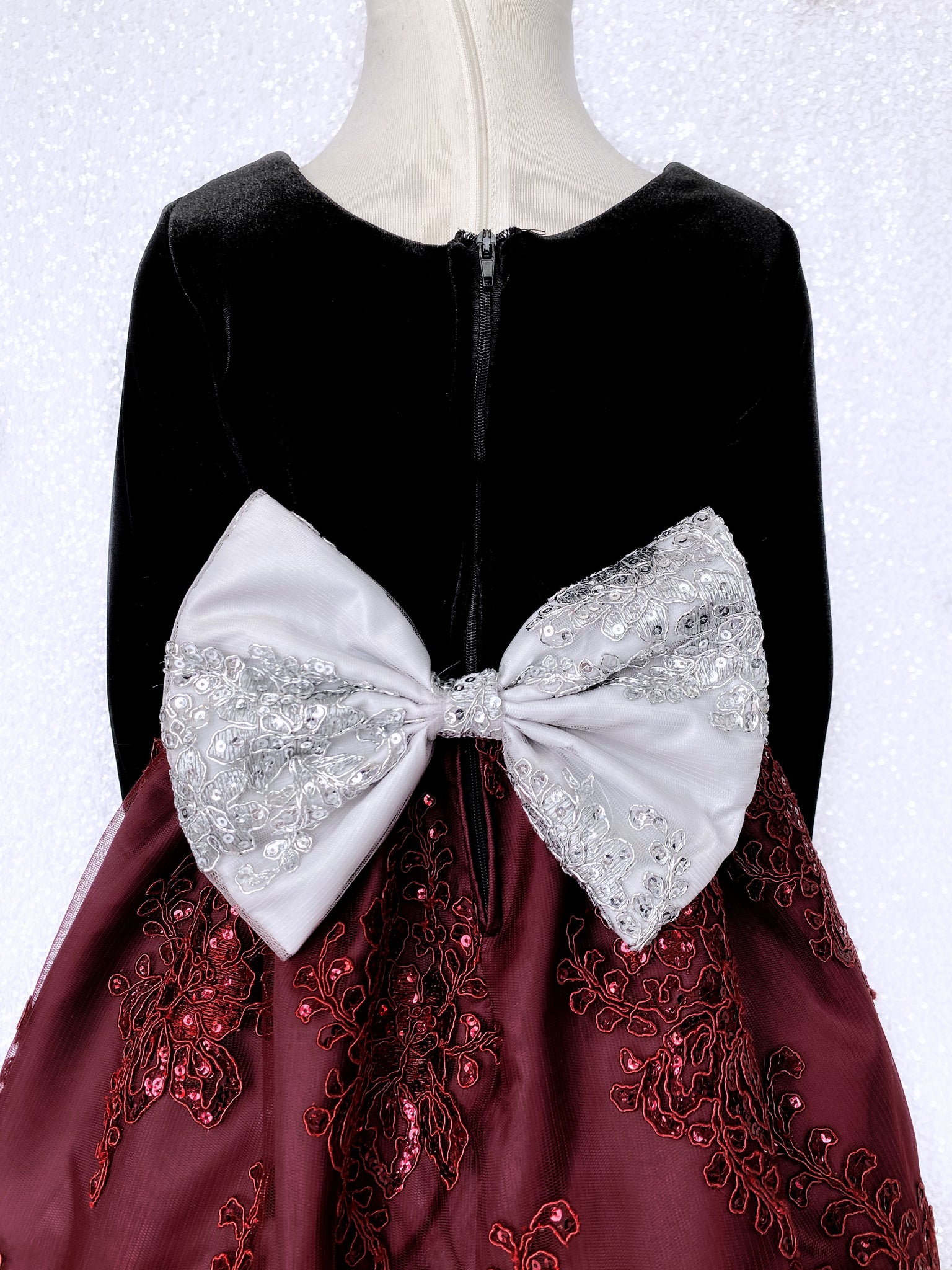 Burgundy Embroidery Bow Black Velvet Long Sleeve Dress