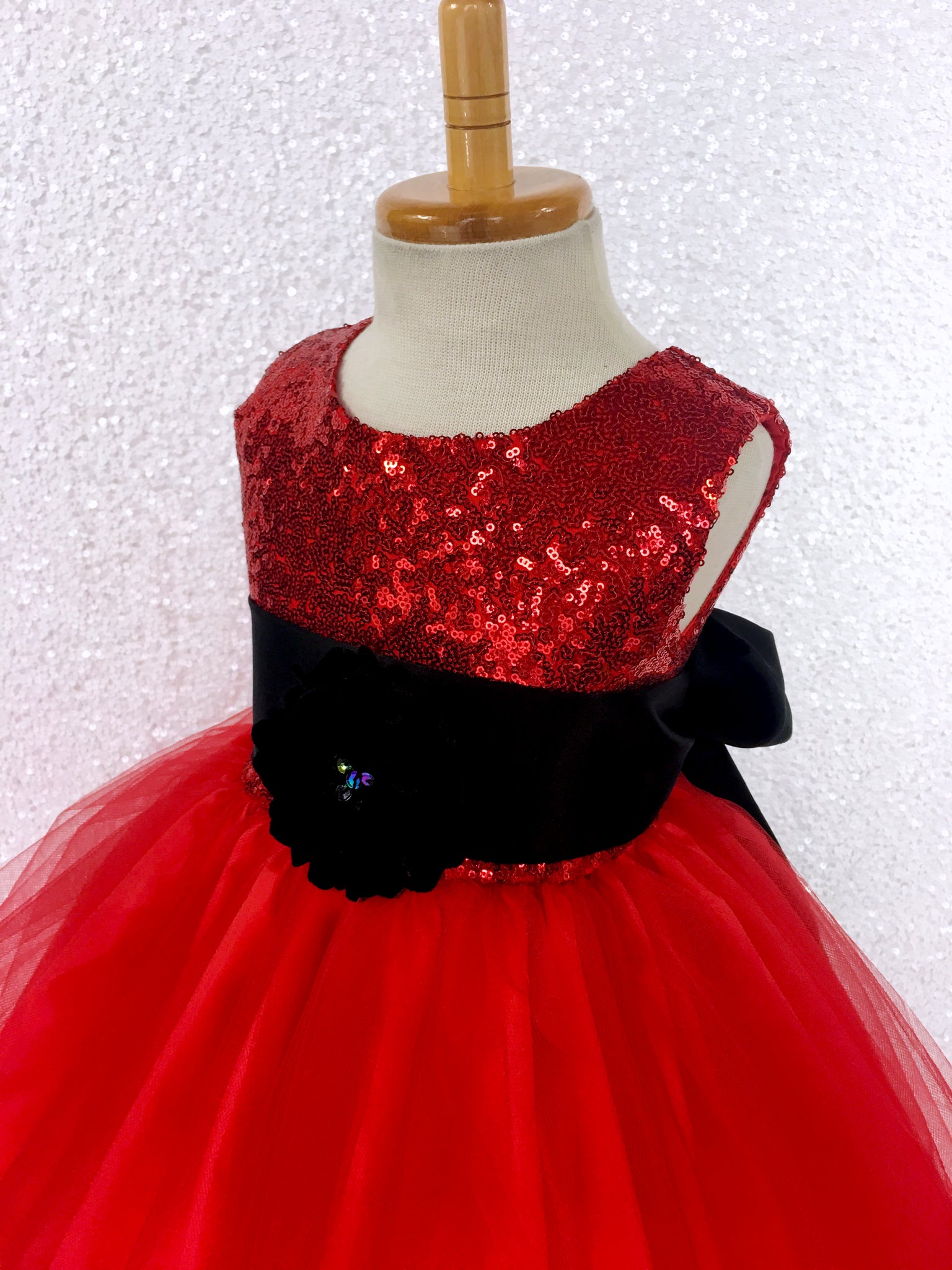 Red Mini Sequence Tulle Fishing Line Gown Black Sash Velvet Flower