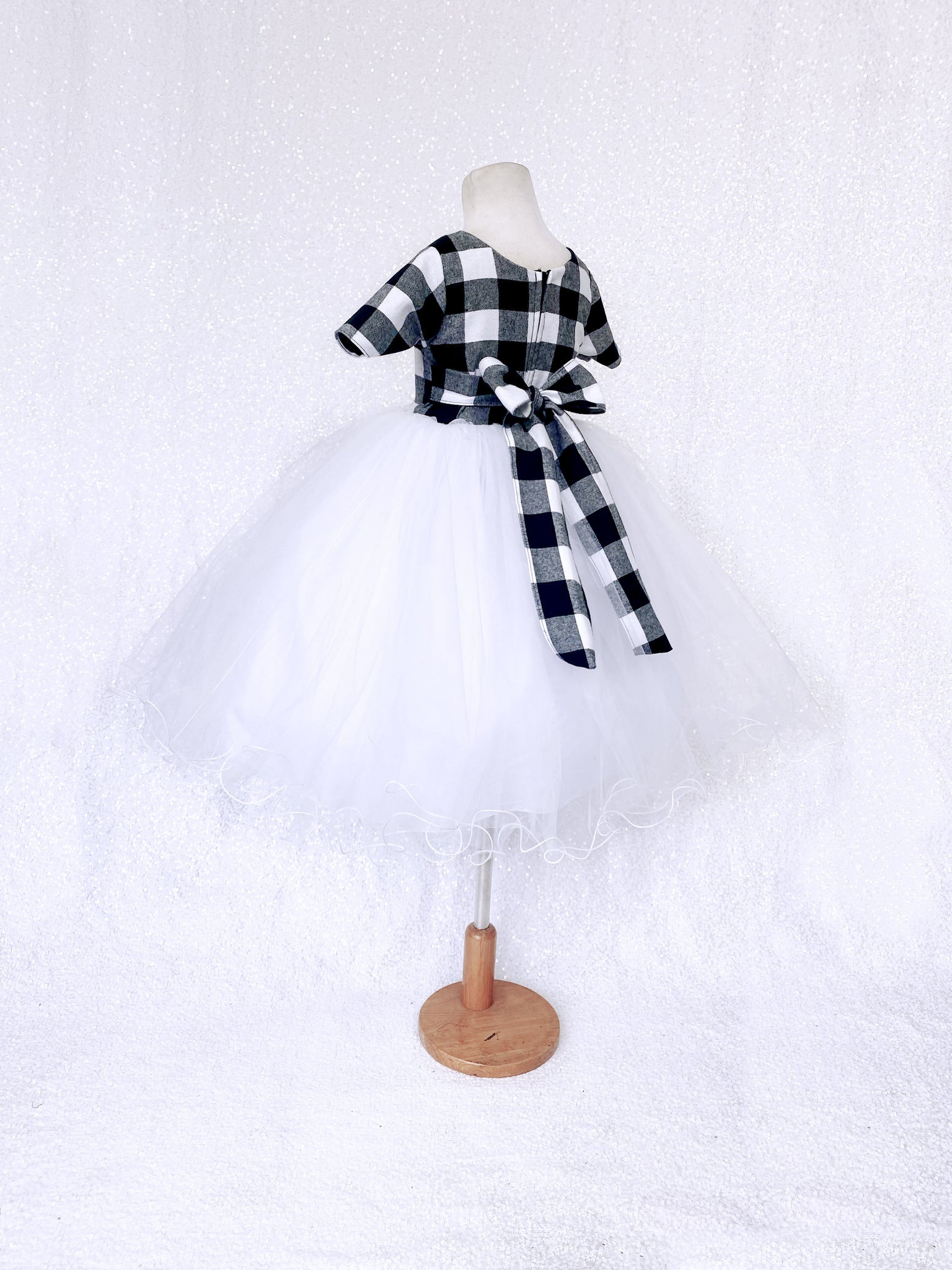 Plaid Short Sleeve Black White 2 Layer FL Tulle Gown