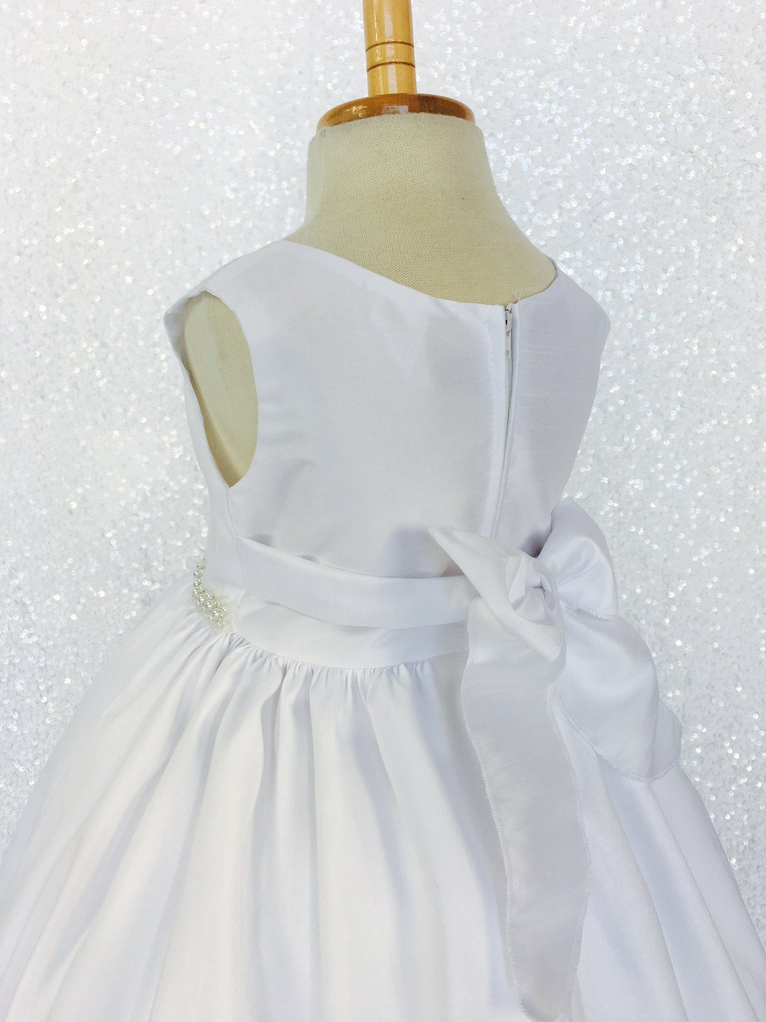 White Shantung Pearl Sleeveless Dress