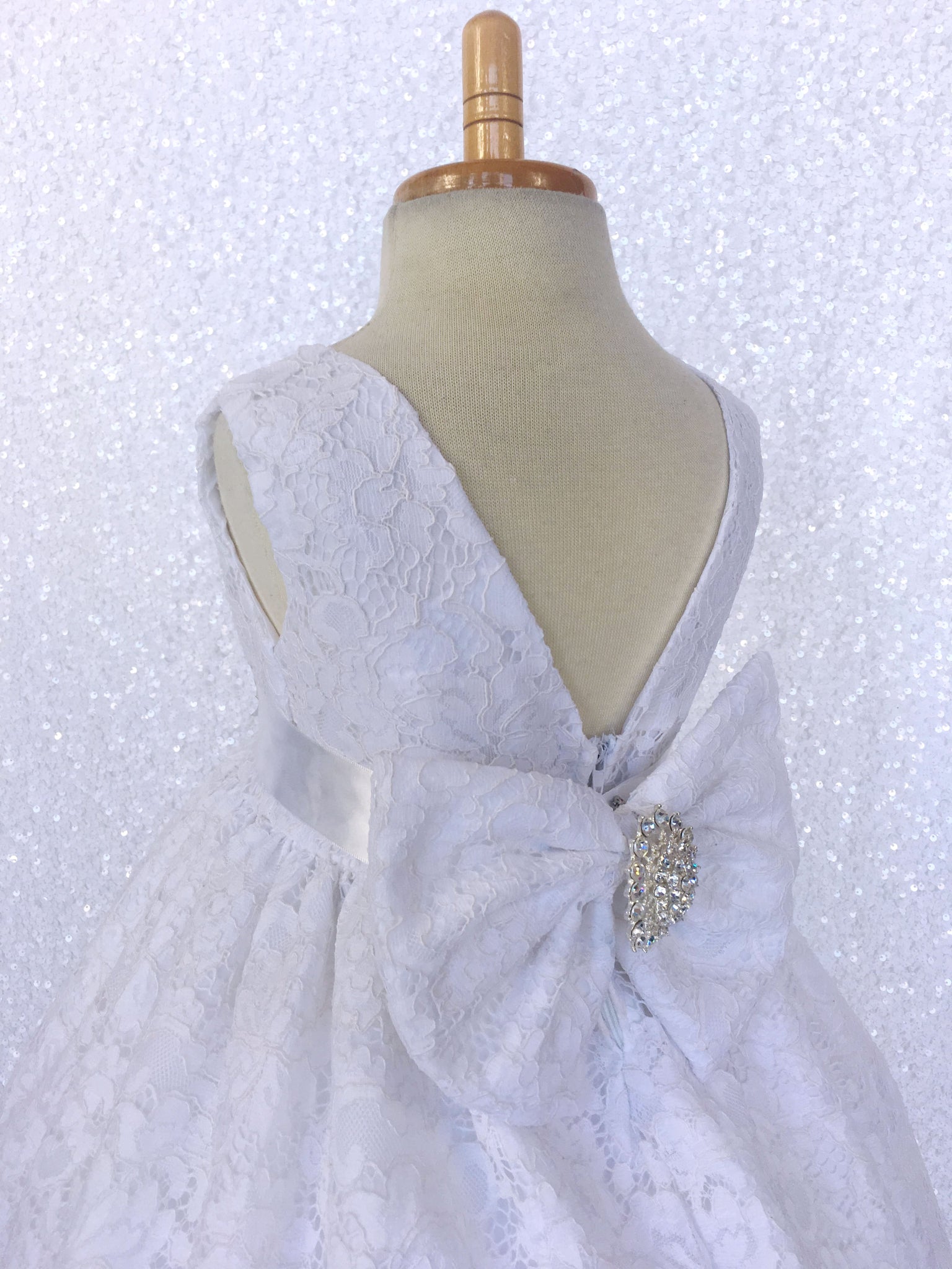 White French Lace V-Back Sleeveless Dress Rhinestone Sash Bow