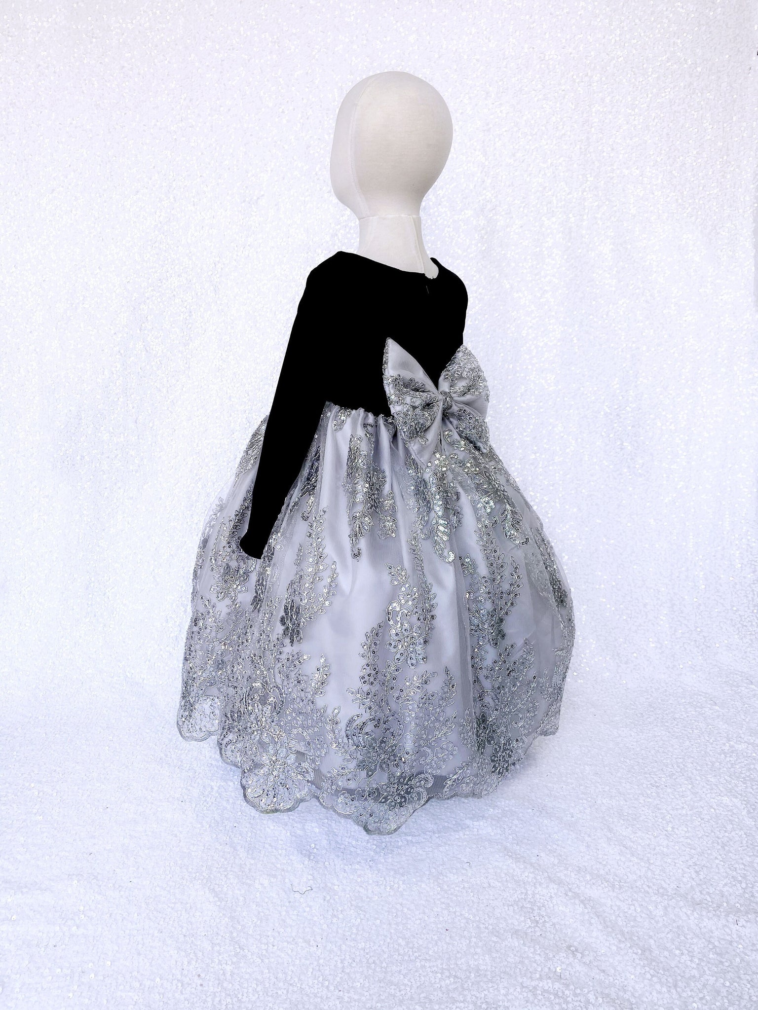 Velvet Black Long Sleeve Silver Gray Embroidery Bow Gown