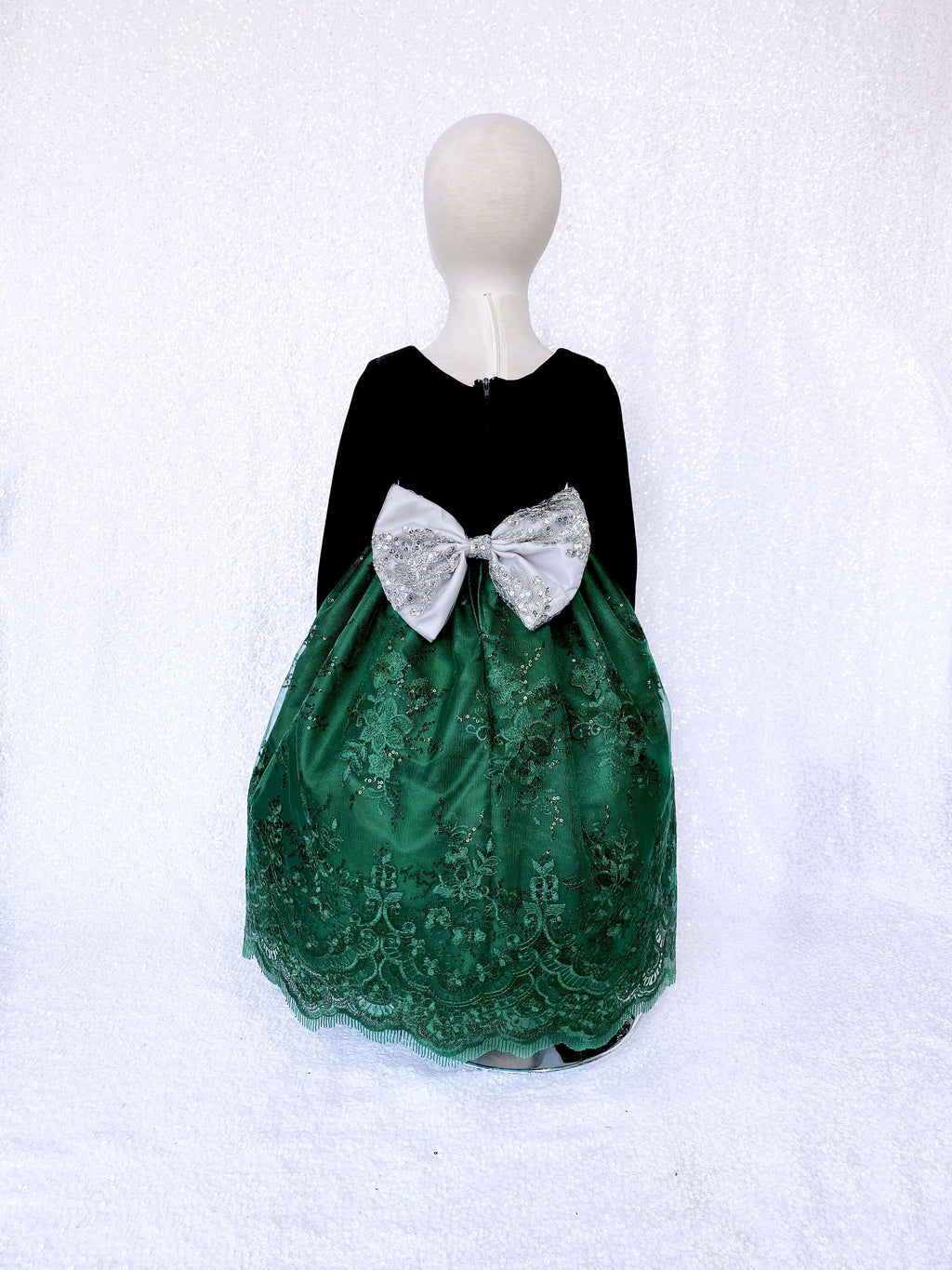 Chic Formal Hunter Green Embroidery Silver Bow Velvet Black Long Sleeve Gown