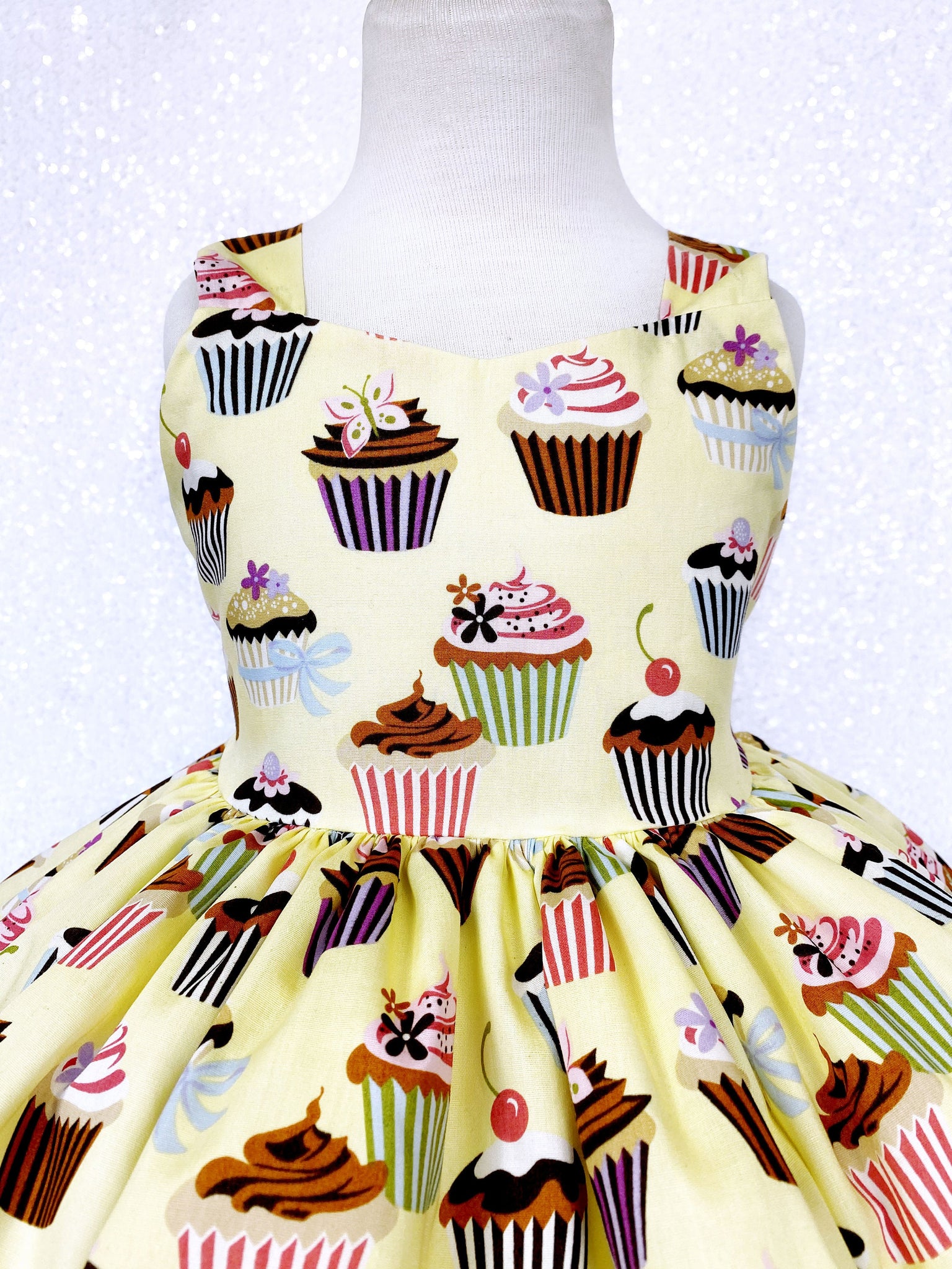 Cupcake Patterned Knee Length Sleeveless Dress