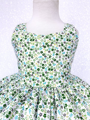 Floral White Green Flower Patterned Sleeveless Knee Length Dress