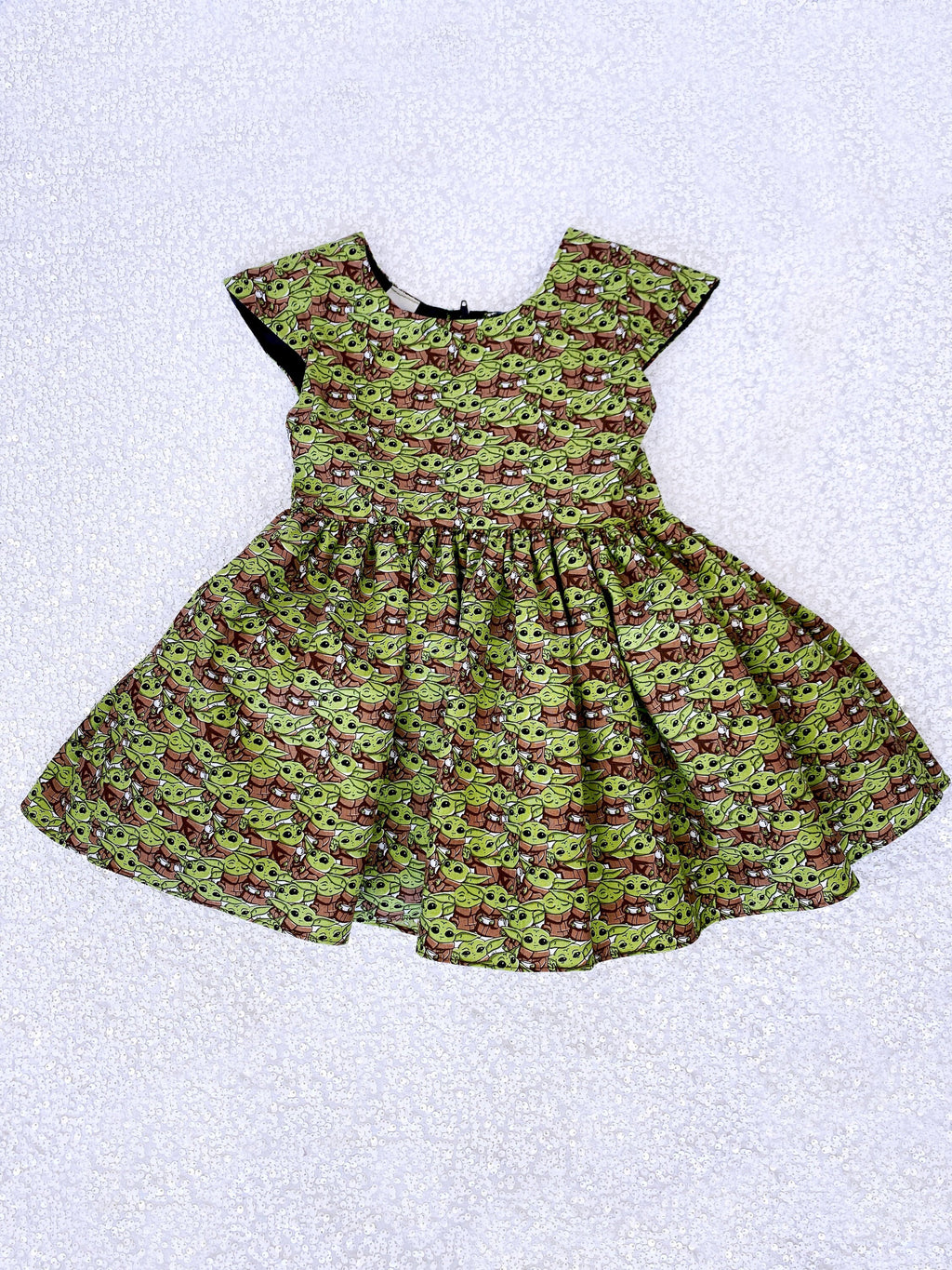 Short Sleeve Baby Yoda Inspired Halloween Knee Length Dress