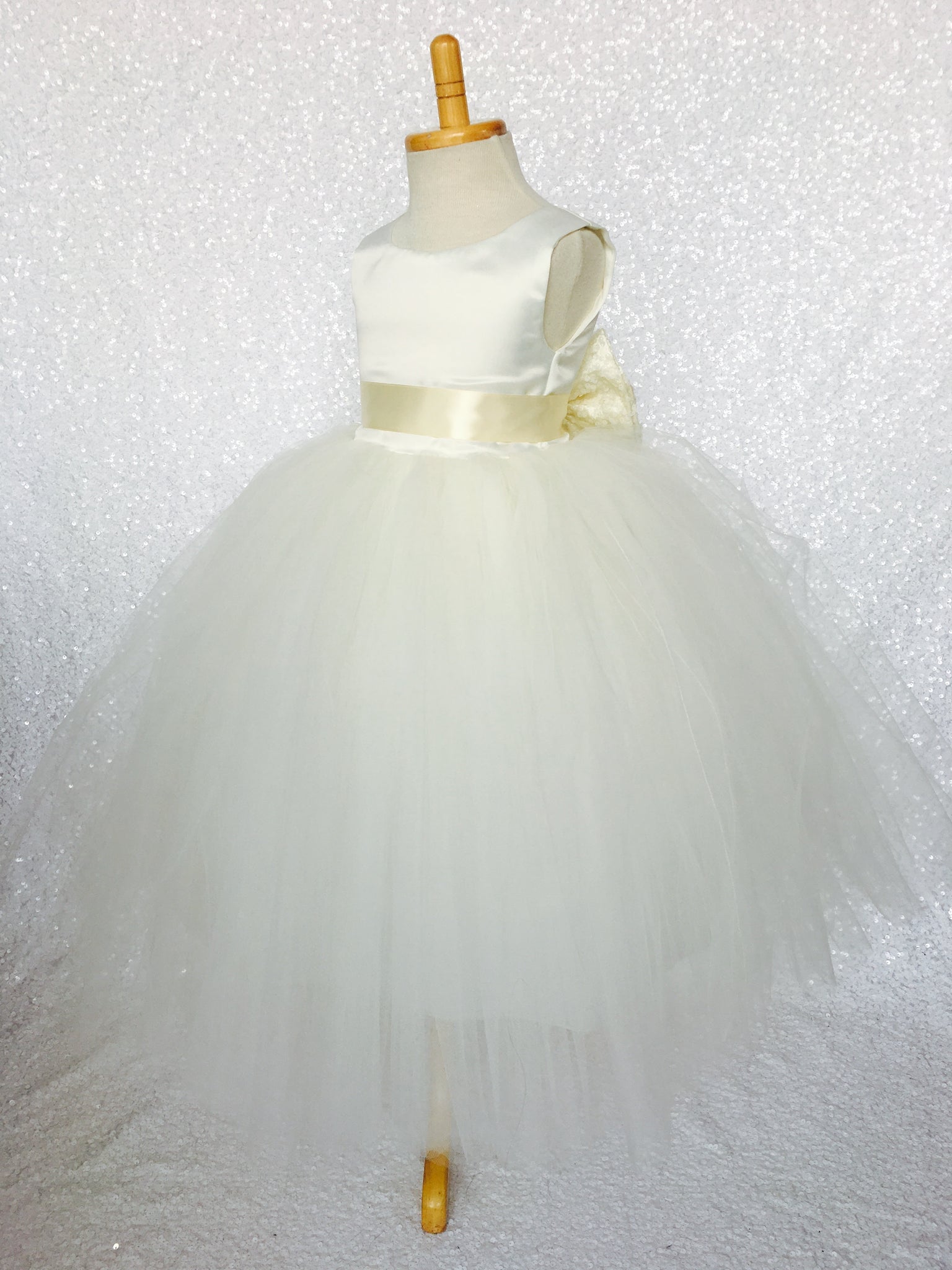 Sleeveless Ivory 4 Layer Tulle Princess Dress Sequin Bow Ribbon