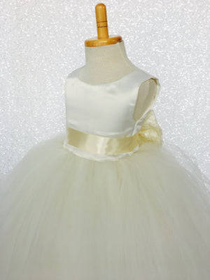 Sleeveless Ivory 4 Layer Tulle Princess Dress Sequin Bow Ribbon