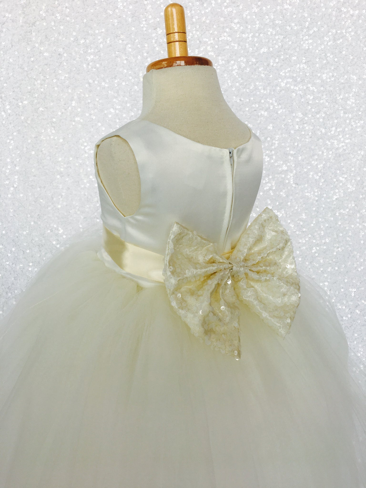 Sleeveless Ivory 4 Layer Tulle Princess Dress Sequin Bow Ribbon